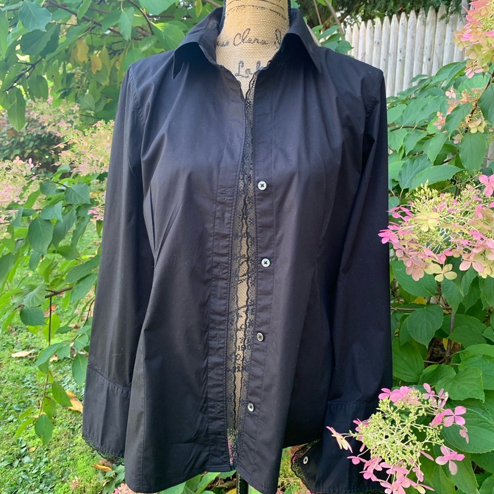 BANANA REPUBLIC Vintage ladies 96% cotton size LG black shirt VVGUC++